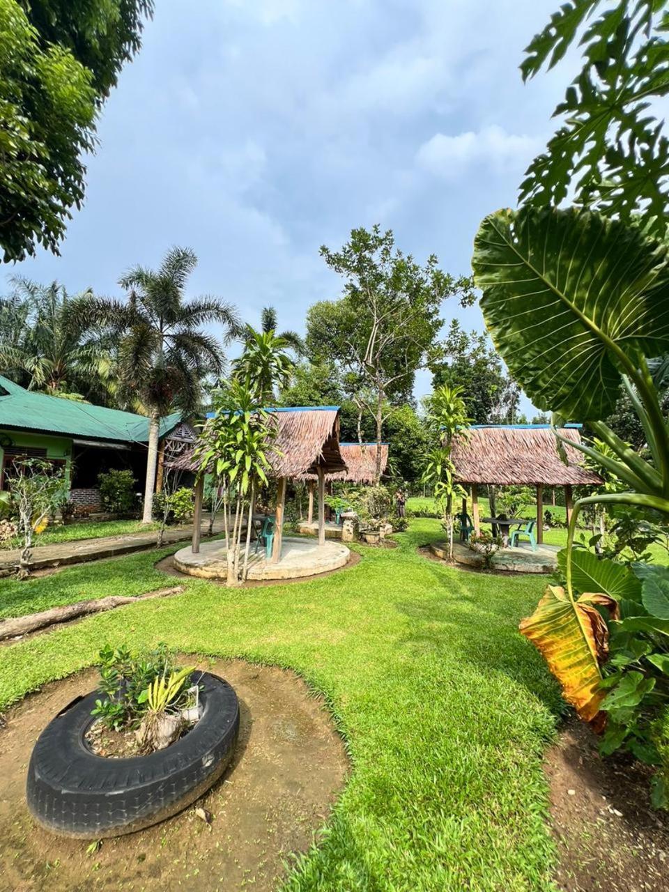 Wisma Batu Mandi Букит-Лаванг Экстерьер фото